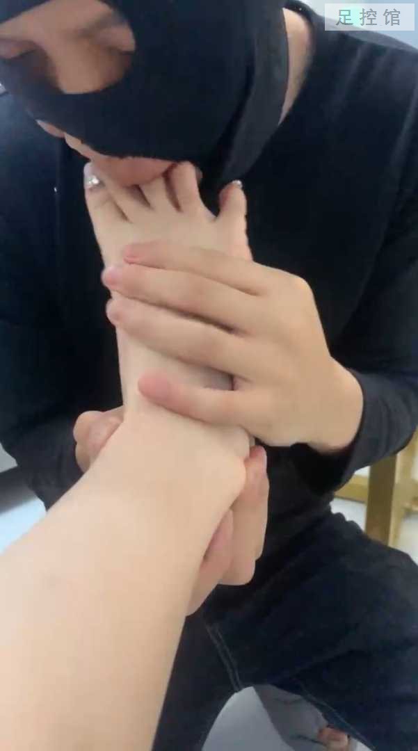 QQ截图20230506172304.png