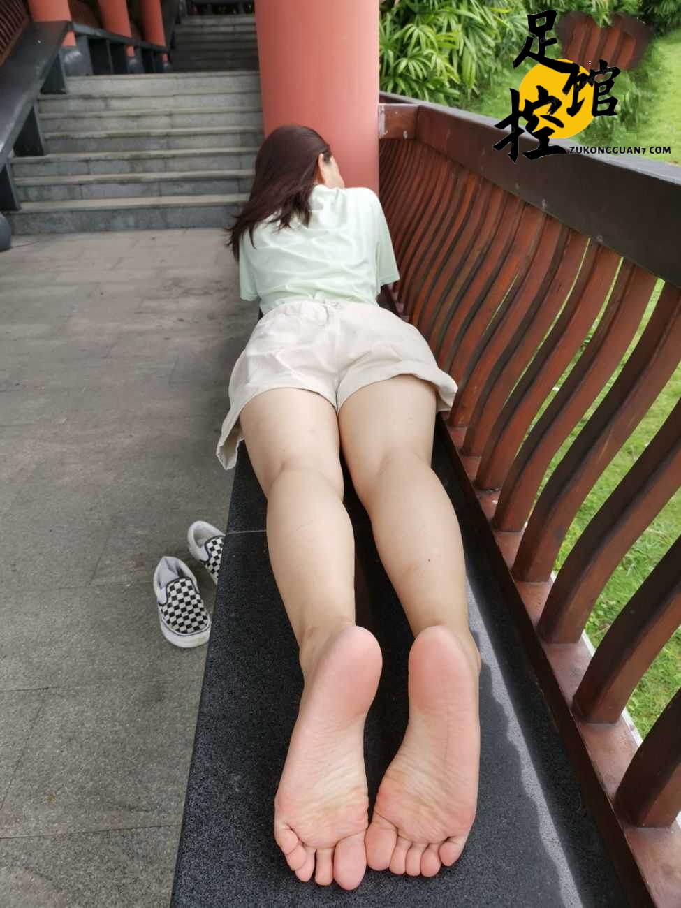 143602bz1ymu1x1b11f81l.jpg