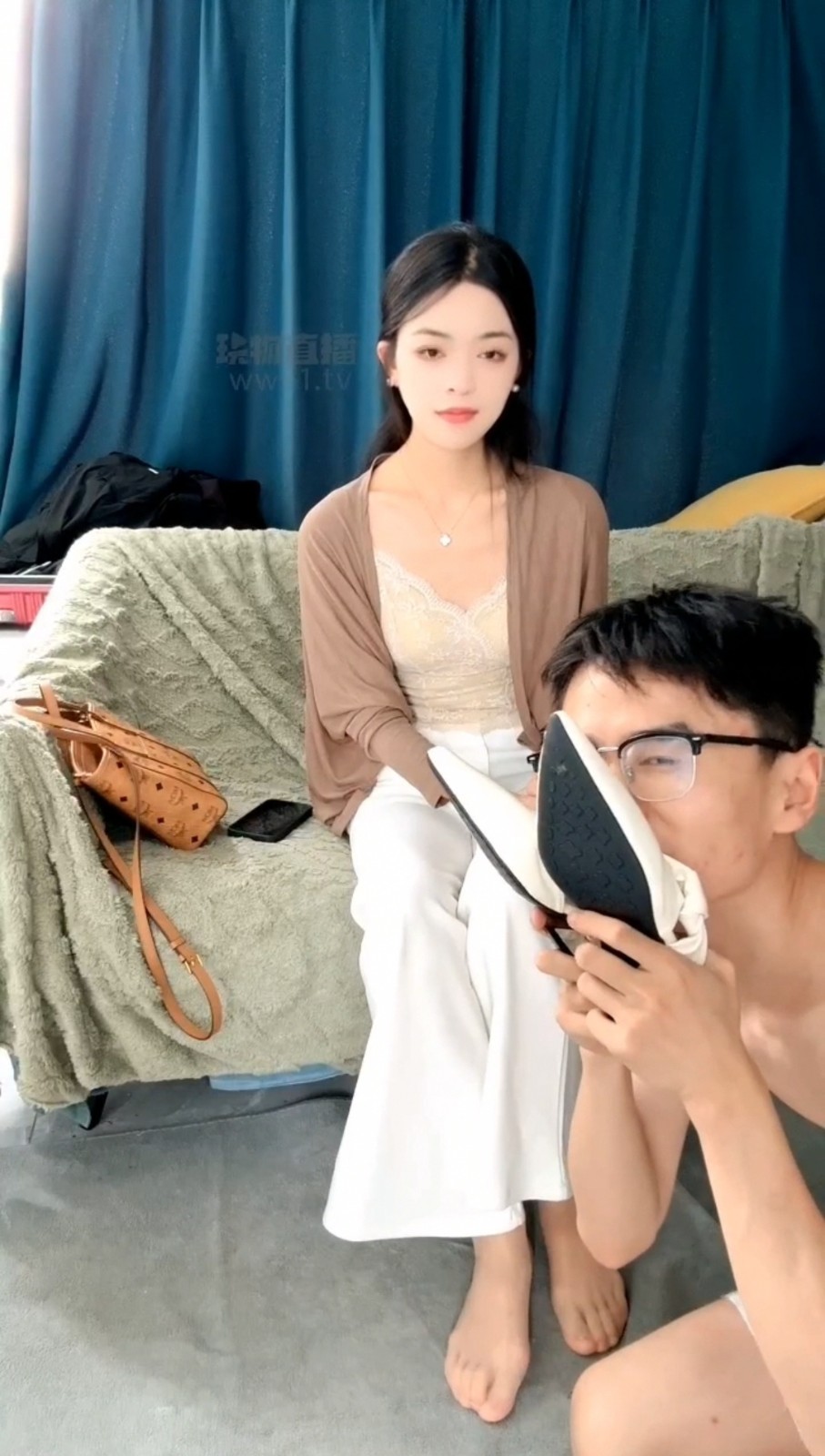 Screenshot_20260529_162356_com.huawei.himovie_edit_826939905250900.jpg